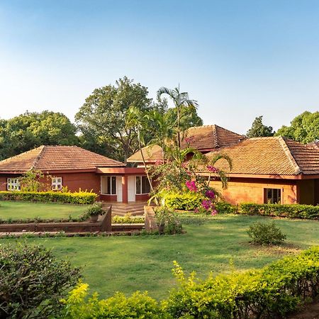 Saffronstays Garnet House 马哈巴莱斯赫瓦尔 外观 照片