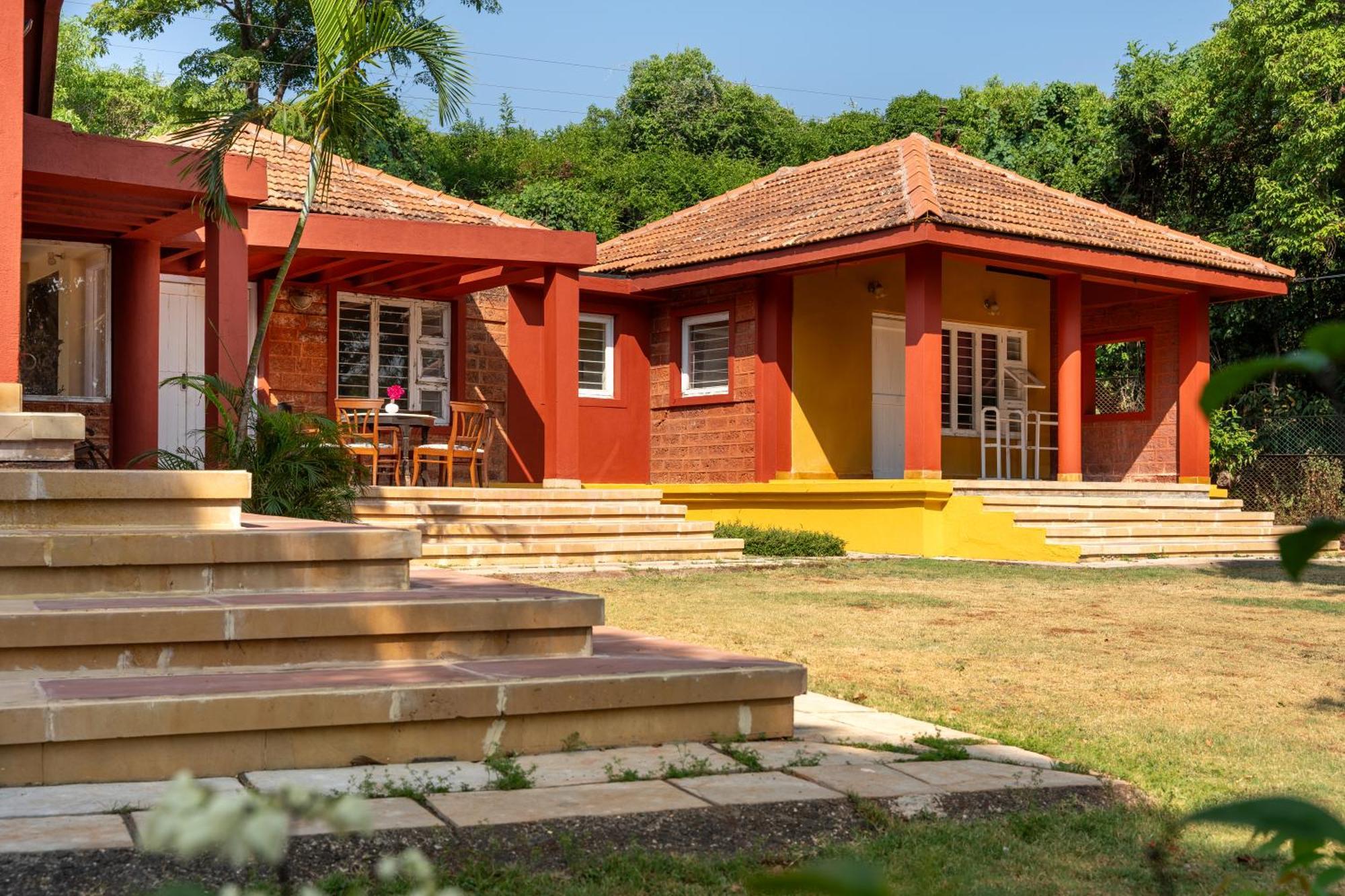 Saffronstays Garnet House 马哈巴莱斯赫瓦尔 外观 照片