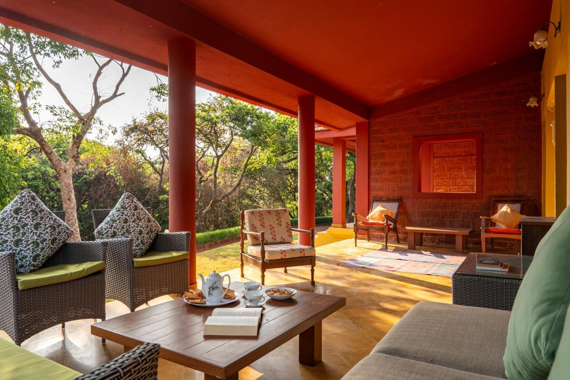 Saffronstays Garnet House 马哈巴莱斯赫瓦尔 外观 照片